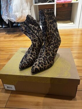 Mix No. 6 Leopard Print Pointed Toe Ankle Booties - Black & Tan